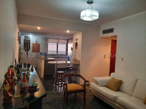 Apartamento En Venta En Las Palmas Mls #23-26184