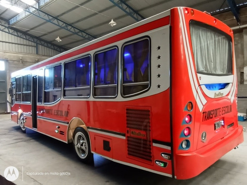 Imagen 8 de 24 de Mercedes Benz 1315...2007