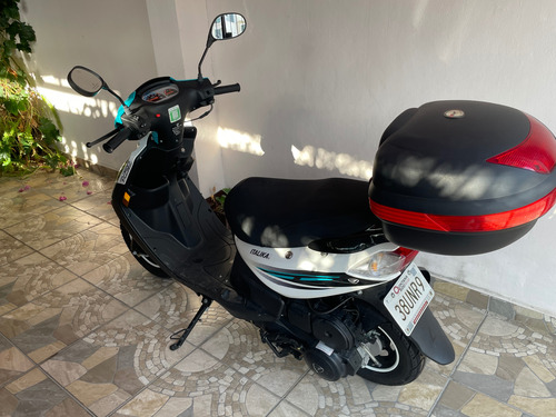 Motocicleta Automática Tipo Scoote