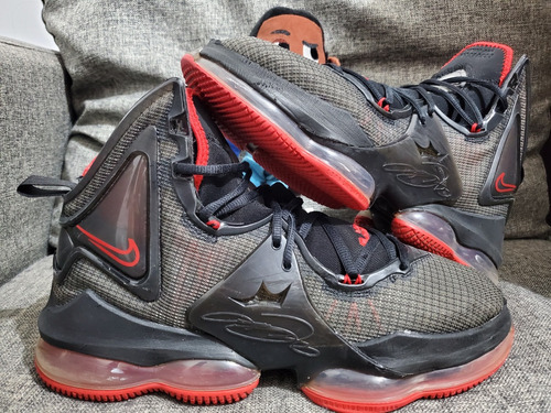 Tenis Nike Lebron James 19 Bred 28cm/8mx  Originales Usados