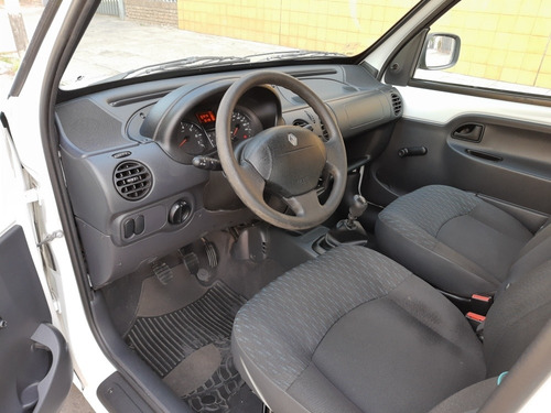 Imagen 11 de 18 de Renault Kangoo 1.6 Furgon Ph3 Confort 5as 2plc 2016