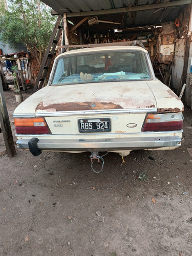 Ford Falcon Deluxe