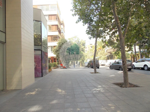 Excelente Oficina En Venta En Providencia, Zona Estratégica!