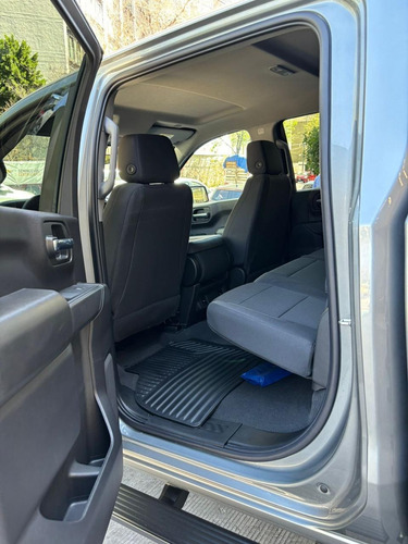 Chevrolet Silverado 5.3 V8 Custom Doble Cabina 4X4 At