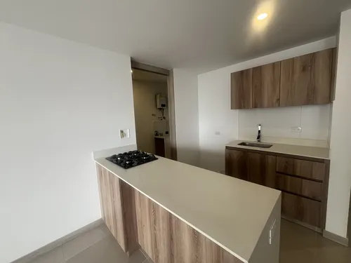 Apartaestudio En Arriendo Ubicado En El Poblado Sector Ciudad Del Río (27077).