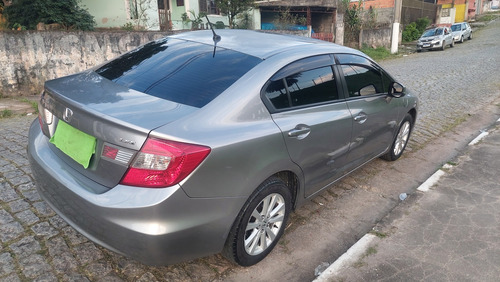 Honda Civic 1.8 Lxs Flex Aut. 4p
