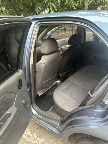 Chevrolet Aveo 1.6 Five