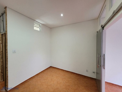 Imagem 6 de 12 de Kit Dividida, Reformada, A 600 Metros Do Metrô E Terminal De Ônibus, Av Nove De Julho-bela Vista. - Md1065