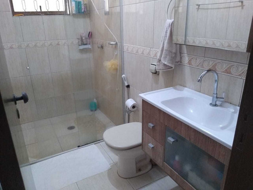 Imagem 21 de 25 de Casa À Venda No Jardim Delta ( Londrina) , Com 3 Dormitórios, 4 Vagas De Garagem, Edicula Com Churrasqueira - Pr - Ca0051_gprdo