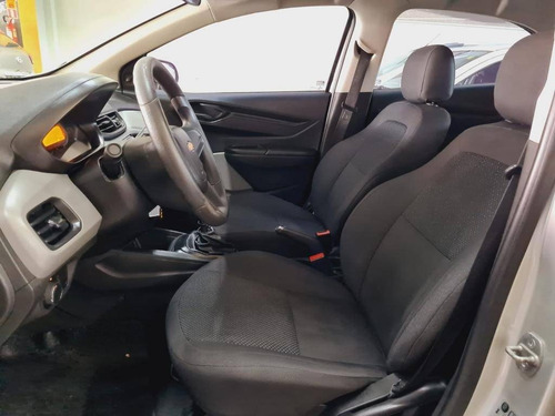Imagem 8 de 9 de Chevrolet Onix 1.0 Mpfi Joy 8v Flex 4p Manual