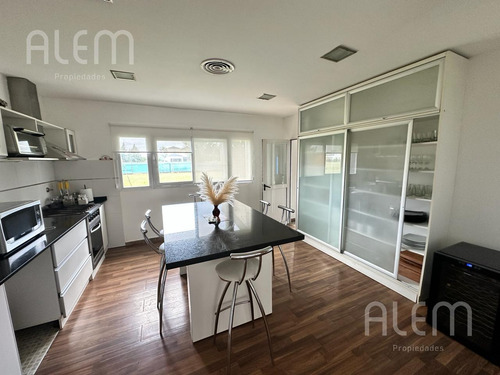 Casa En Venta En Barrio Privado San Eliseo Canning