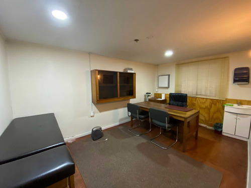 Arriendo Comercial En Calle Lautaro, Coronel (63064)