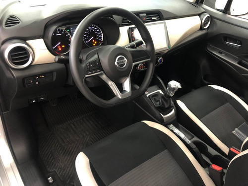 Imagem 2 de 9 de Nissan Versa 1.6 16v Flex Sense Manual