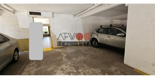 Depto 3er Piso 3 Dorm + Serv. Apumanque / 145 M2 Totales