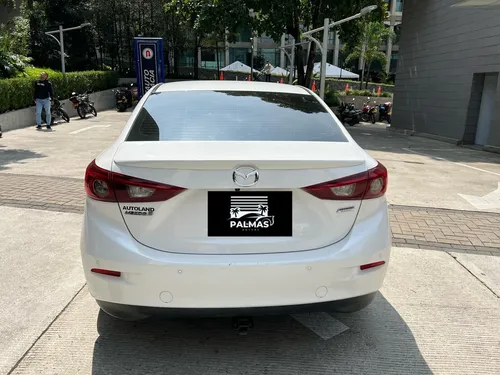 Mazda 3 2.0 Touring