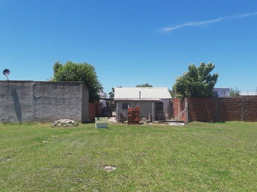 Imagen 13 de 16 de Terreno En La Plata - Calle 77 E/ 17 Y 18 - Dacal Bienes Raices