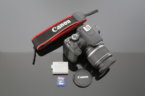 Canon Eos Rebel Xs Dslr + Lente 18-55mm + Cartão 16gb 45mb/s