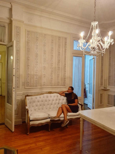 Imagen 1 de 13 de Dueño Vende Departamento Semipiso De Epoca. Listo Para Vivir