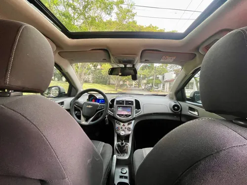 Chevrolet Sonic 1.6 Lt 5 p
