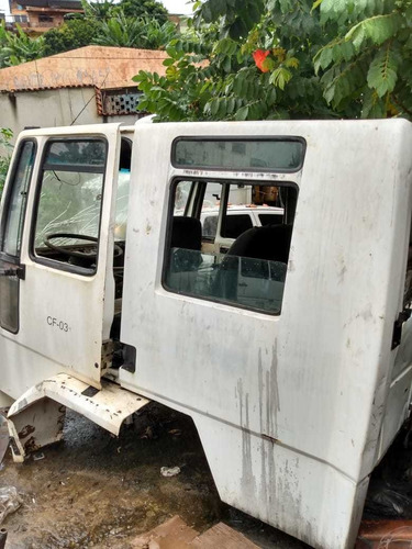 Ford Cargo 2422