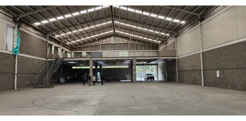 2.300m2 Bodega Arriendo En Copacabana