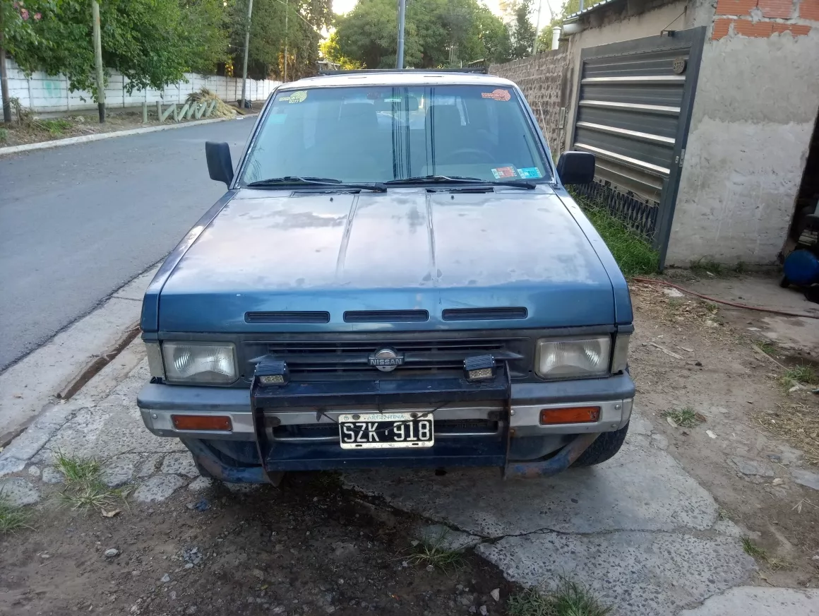 Nissan Pathfinder 2.7 4x4 D