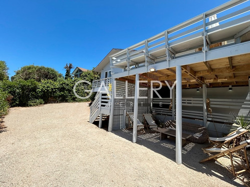 Casa En Cachagua Recién Remodelada Con Vista Al Mar