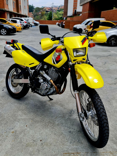 Suzuki  2019