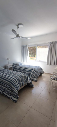 Casa En De 5 Dormitorios C/ Piscina Costa Esmeralda