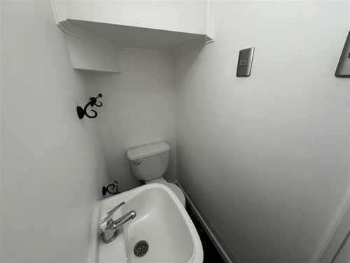 Casa En Arriendo De 4 Dorm. En Huechuraba