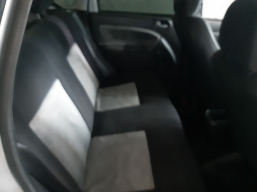 Ford Fiesta Sedan 1.6 Pulse Flex 4p