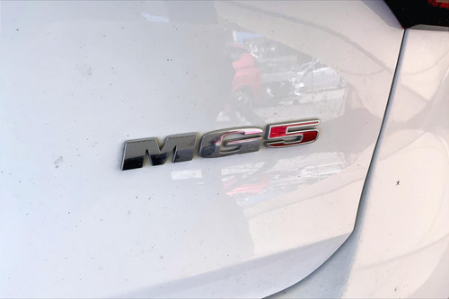 Mg Mg5 2022