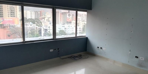 Imagen 8 de 10 de Oficina En Alquiler Colinas De Bello Monte 20-9792 Renta House Los Samanes