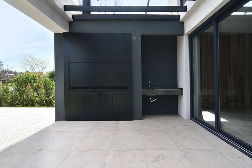 Imagen 18 de 30 de Casa En Venta En Santa Barbara, Tigre, G.b.a. Zona Norte