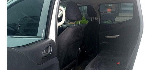 Imagen 12 de 14 de Nissan Np300 Frontier 2020