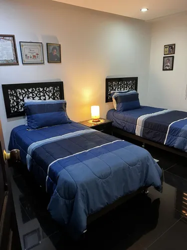 Apartamento En Venta En La Castellana. Cod V14826
