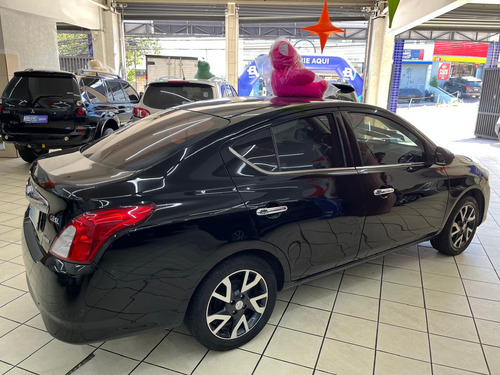 Nissan Versa 1.6 16v Sl Unique Aut. 4p