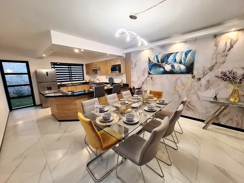 Casa En Venta En Cañadas Del Arroyo, De Un Piso