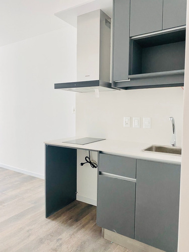 En Venta Monoambiente Con Patio - Zona Wtc