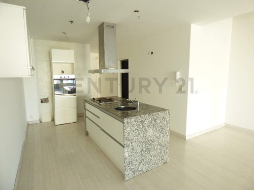 Incréible Departamento De 1 Ambiente Tipo Loft De 70m2 C/cochera - Villa Urquiza