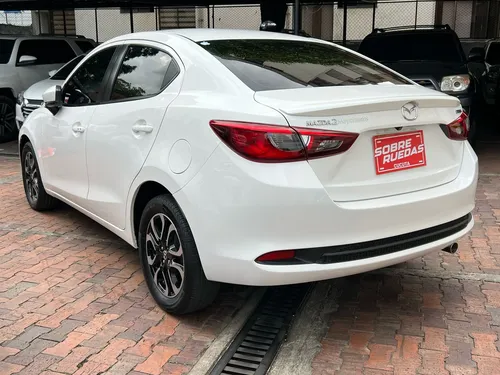 Mazda 2 Sedan 1.5 Grand Touring Lx Sedan