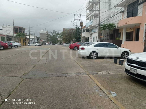 Imagen 5 de 30 de Se Vende Edificio Centrico Ideal Para Oficinas