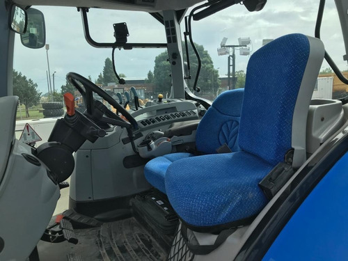 Tractor New Holland