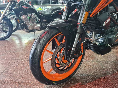Imagen 6 de 10 de Ktm Duke 200 Abs Ng 2022 0km - Permutas - Financiacion