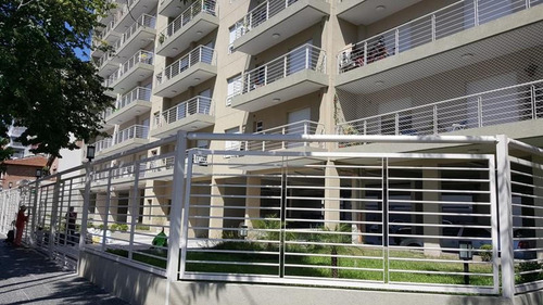 Imagen 2 de 10 de Venta De Cochera En Moron Excente Edificio De Categoria