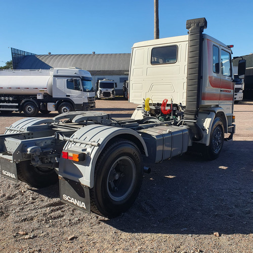 Scania 112 H 4x2 1989 Caminhão 112h Frontal Cavalo Restaurad
