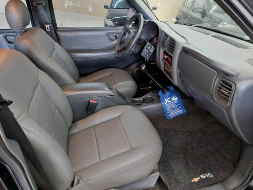 Chevrolet S-10 2.4 MPFI EXECUTIVE 4X2 CD 8V FLEX 4P MANUAL