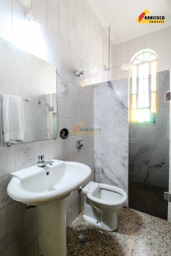 Imagem 12 de 27 de Casa Para Aluguel, 5 Quartos, 2 Suítes, 1 Vaga, São Sebastião - Divinópolis/mg - 34674
