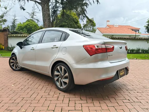 Kia Rio Ub Ex 1.2cc Mt 2017
