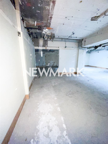 Local Comercial En Arriendo En Iconico Edificio
